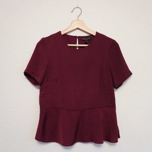 Banana Republic Burgundy/Wine Casual Work Short-Sleeve Peplum Top - XS Petite